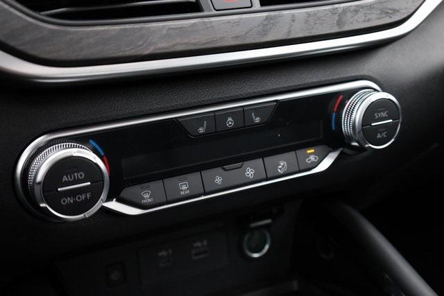 new 2025 Nissan Altima car, priced at $30,676