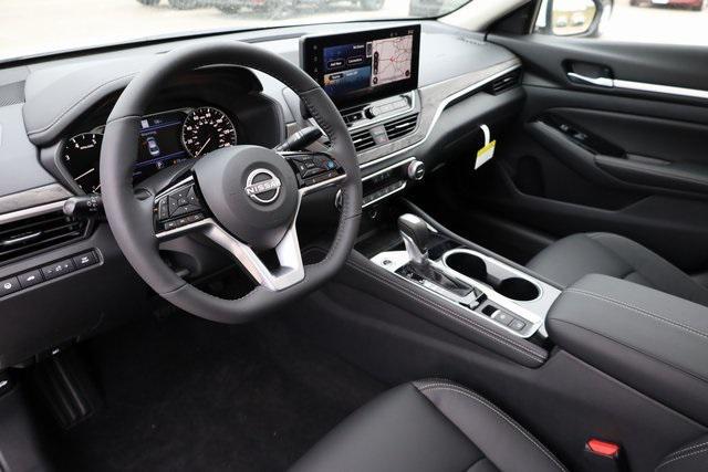 new 2025 Nissan Altima car, priced at $30,676