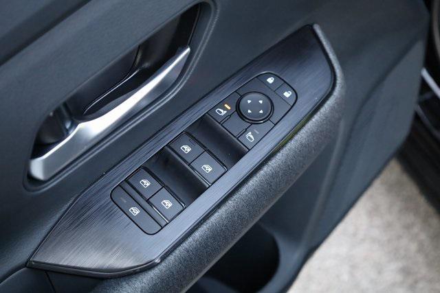 new 2025 Nissan Kicks car, priced at $25,591