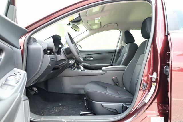 new 2025 Nissan Sentra car, priced at $22,952