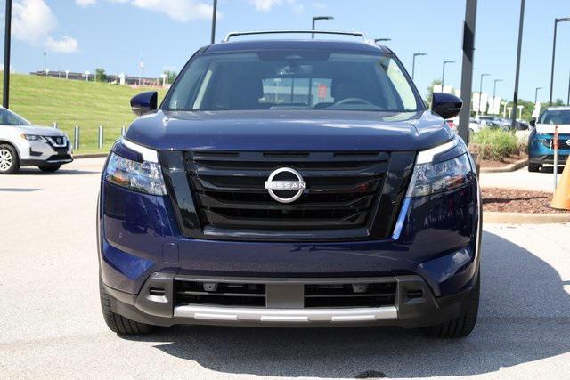 new 2025 Nissan Pathfinder car, priced at $42,550