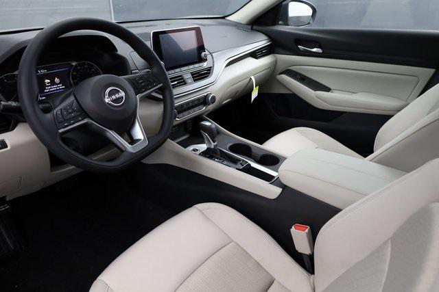 new 2025 Nissan Altima car, priced at $23,580