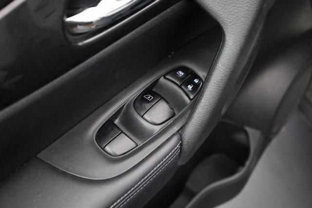 used 2018 Nissan Rogue car, priced at $11,490