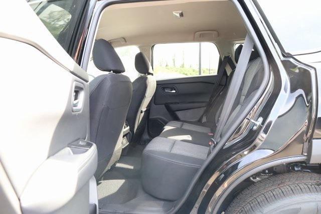 new 2025 Nissan Rogue car, priced at $30,577