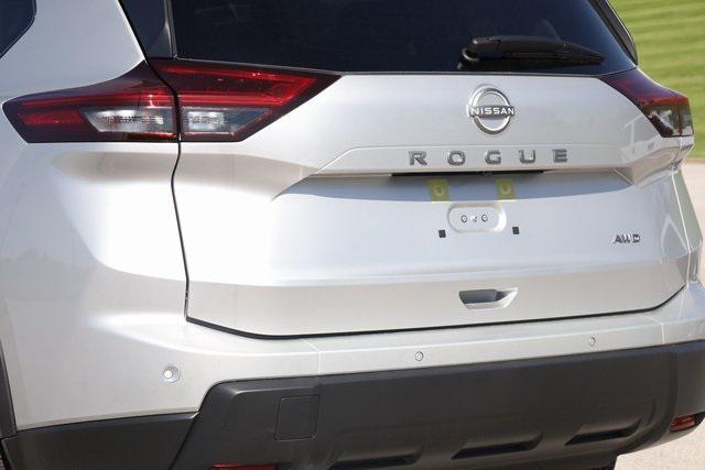 new 2025 Nissan Rogue car, priced at $30,166