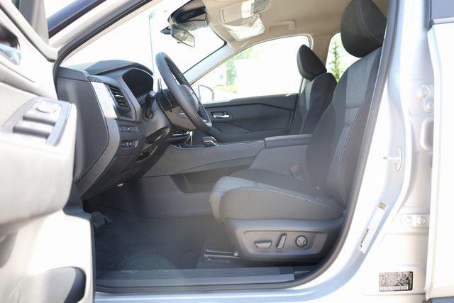 new 2025 Nissan Rogue car, priced at $30,166