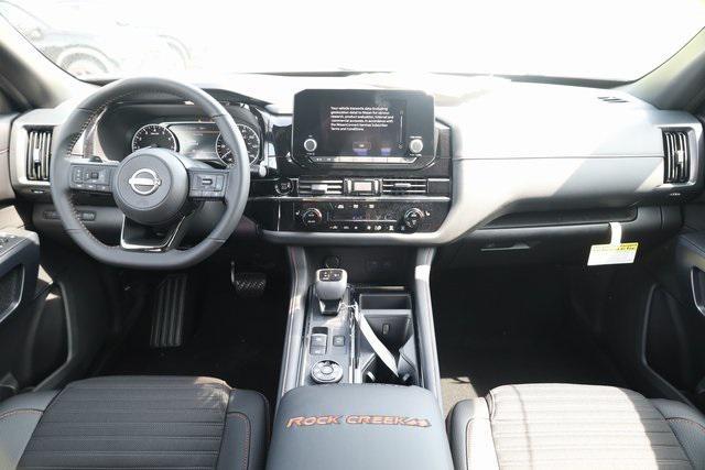 new 2025 Nissan Pathfinder car, priced at $40,373