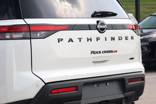 new 2025 Nissan Pathfinder car, priced at $40,373