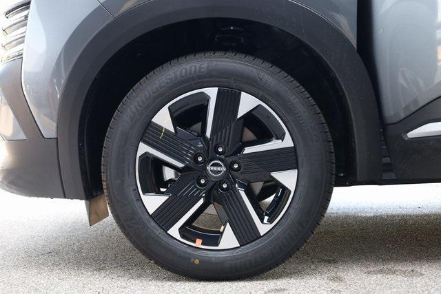 new 2025 Nissan Kicks car, priced at $25,597