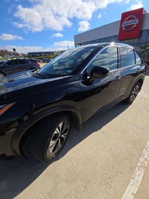 used 2021 Nissan Rogue car, priced at $23,570