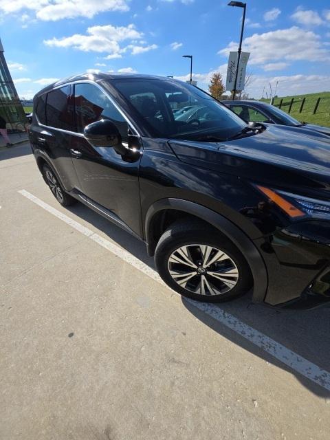 used 2021 Nissan Rogue car, priced at $23,570