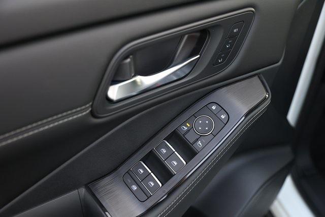 new 2025 Nissan Rogue car, priced at $36,698