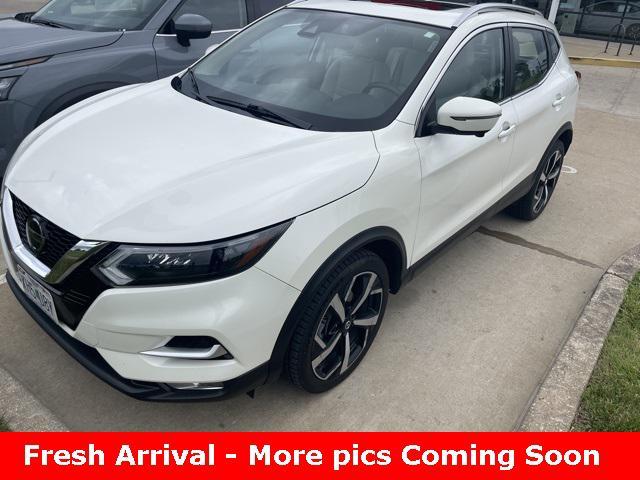 used 2022 Nissan Rogue Sport car, priced at $23,490