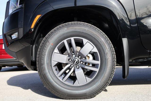 new 2025 Nissan Frontier car, priced at $40,856