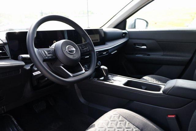 new 2025 Nissan Kicks car, priced at $25,597