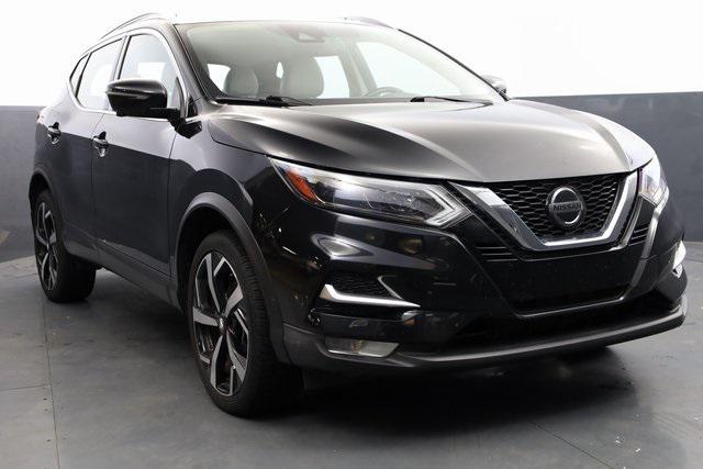 used 2020 Nissan Rogue Sport car, priced at $18,300