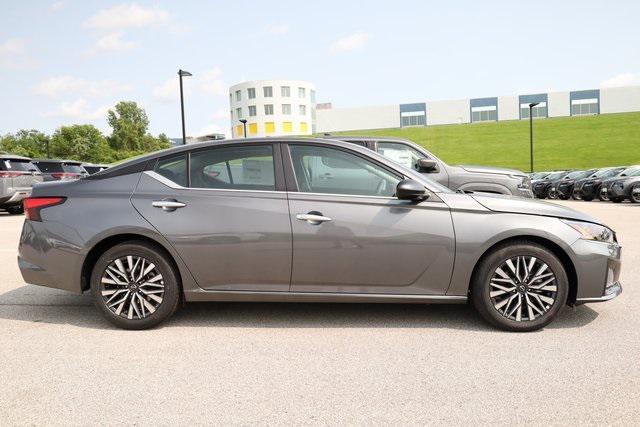 new 2025 Nissan Altima car, priced at $26,547