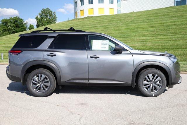 new 2025 Nissan Pathfinder car, priced at $38,665