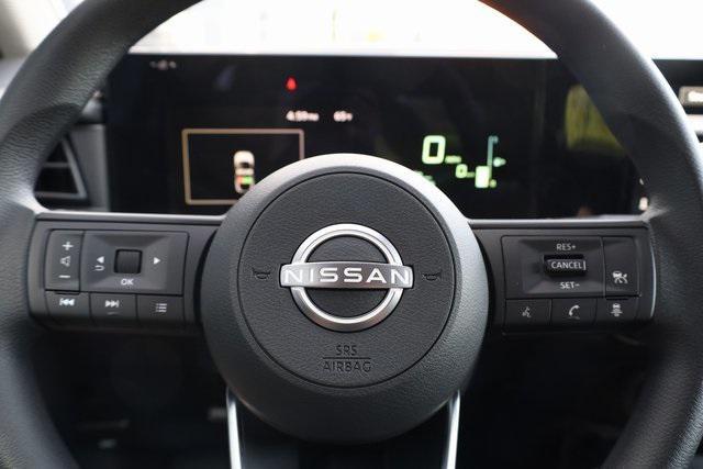 new 2025 Nissan Kicks car, priced at $27,592