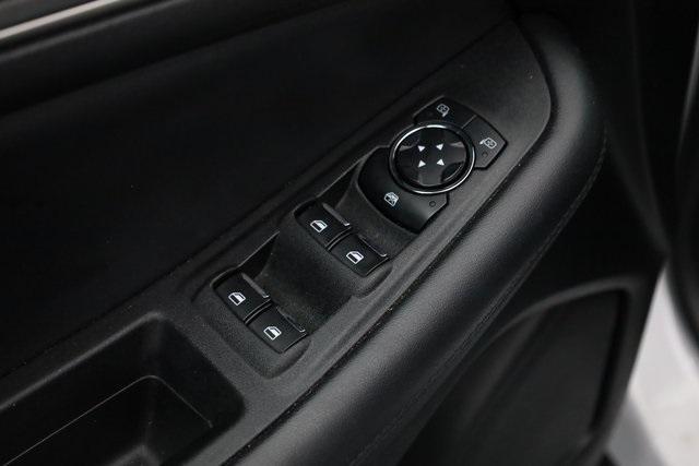 used 2024 Ford Edge car, priced at $22,400