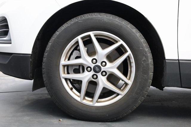 used 2024 Ford Edge car, priced at $22,400