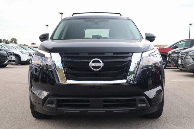 new 2025 Nissan Pathfinder car, priced at $37,909