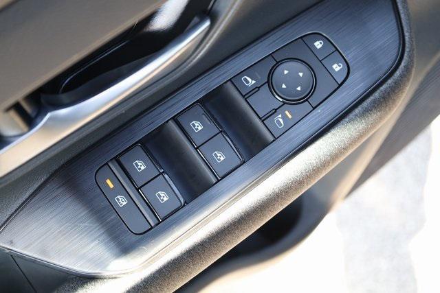 new 2025 Nissan Kicks car, priced at $22,999