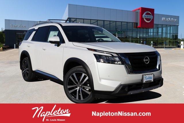 new 2025 Nissan Pathfinder car, priced at $48,538