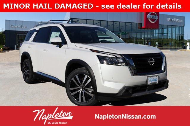 new 2025 Nissan Pathfinder car, priced at $44,586