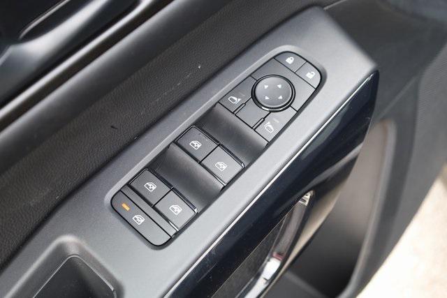 new 2025 Nissan Pathfinder car, priced at $41,665