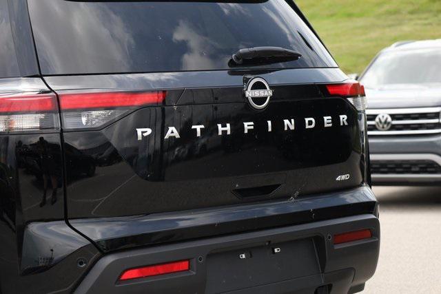 new 2025 Nissan Pathfinder car, priced at $41,665