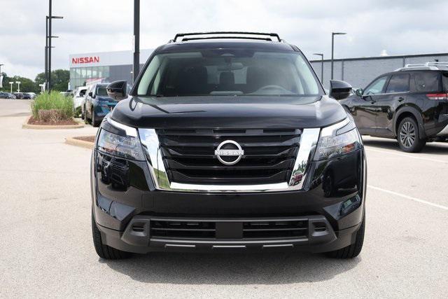 new 2025 Nissan Pathfinder car, priced at $41,665