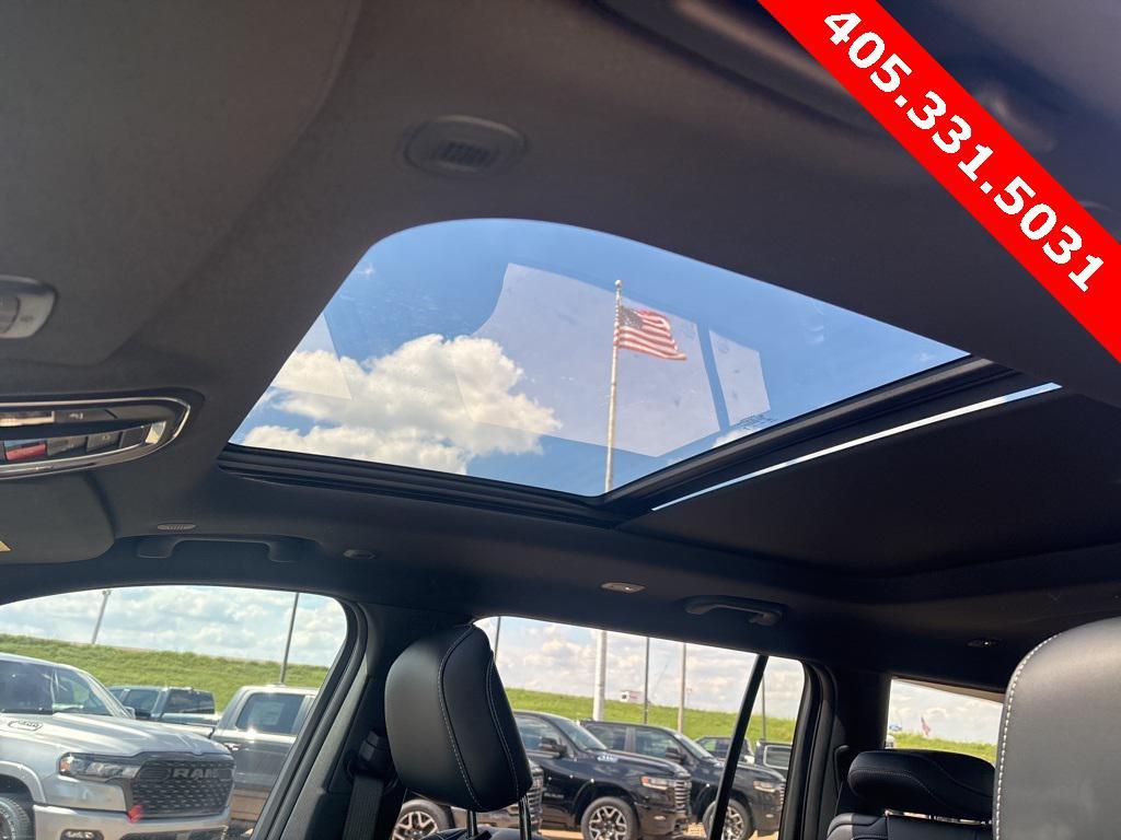 new 2025 Jeep Grand Cherokee L car, priced at $50,338
