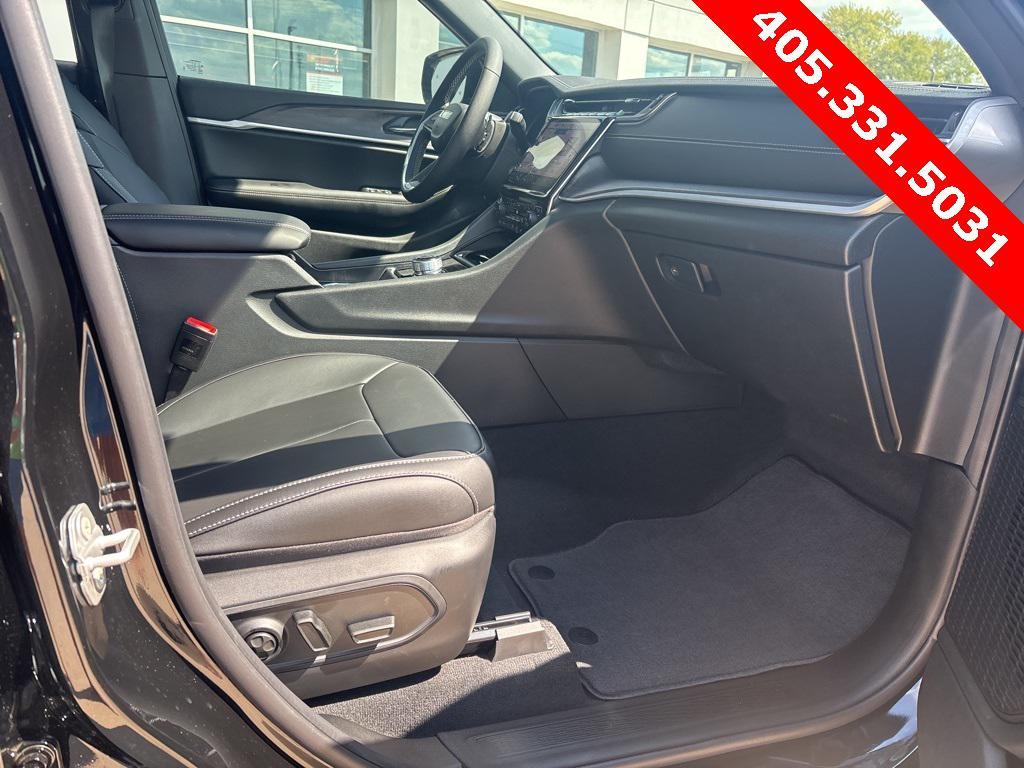 new 2025 Jeep Grand Cherokee L car, priced at $50,338