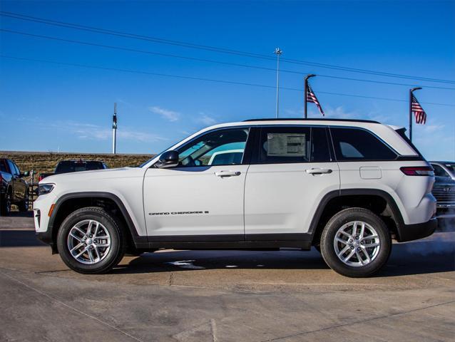 new 2025 Jeep Grand Cherokee car, priced at $36,450