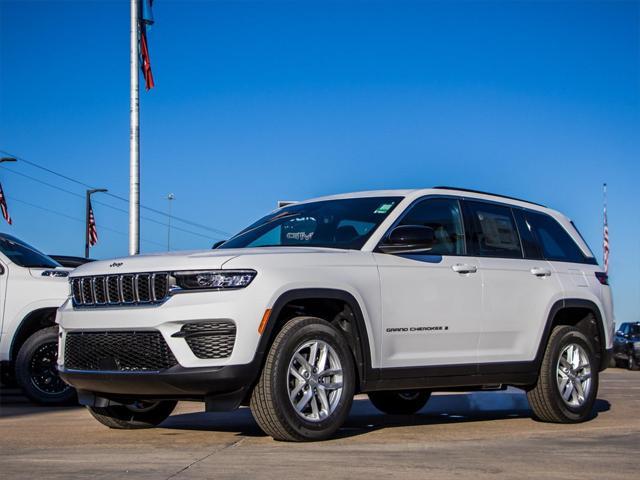 new 2025 Jeep Grand Cherokee car, priced at $36,450