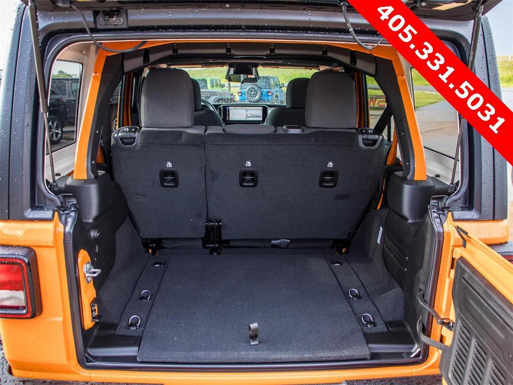 new 2025 Jeep Wrangler car, priced at $44,371