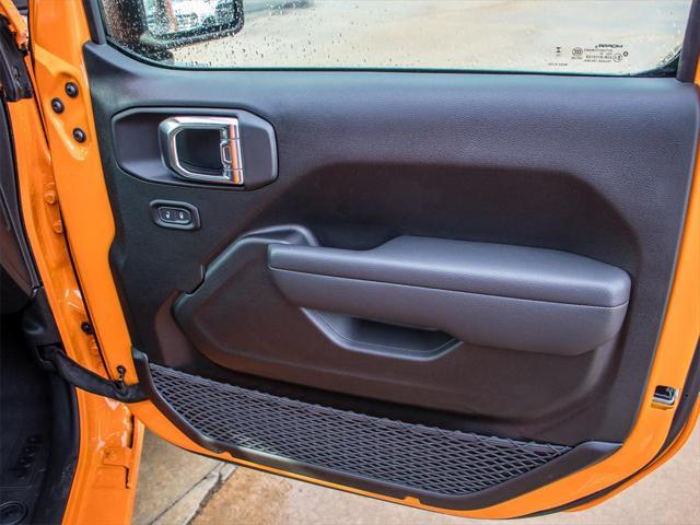 new 2025 Jeep Wrangler car, priced at $43,349