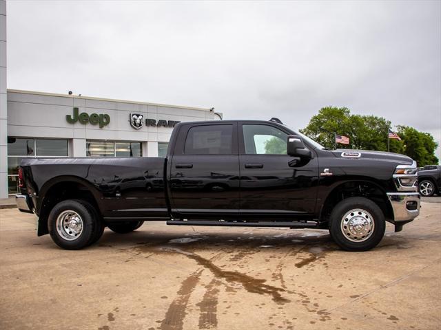 new 2025 Ram 3500 car, priced at $74,170