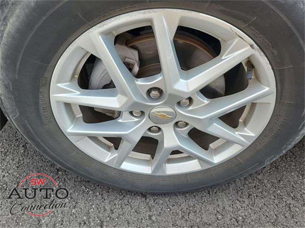 used 2024 Chevrolet Equinox car, priced at $21,925