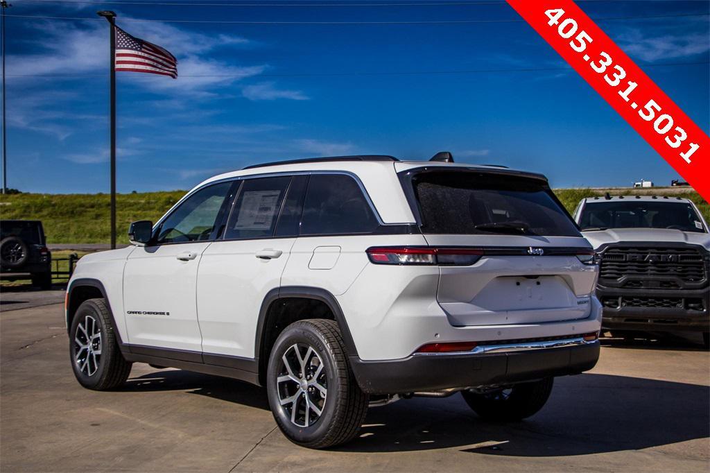new 2025 Jeep Grand Cherokee car, priced at $38,156