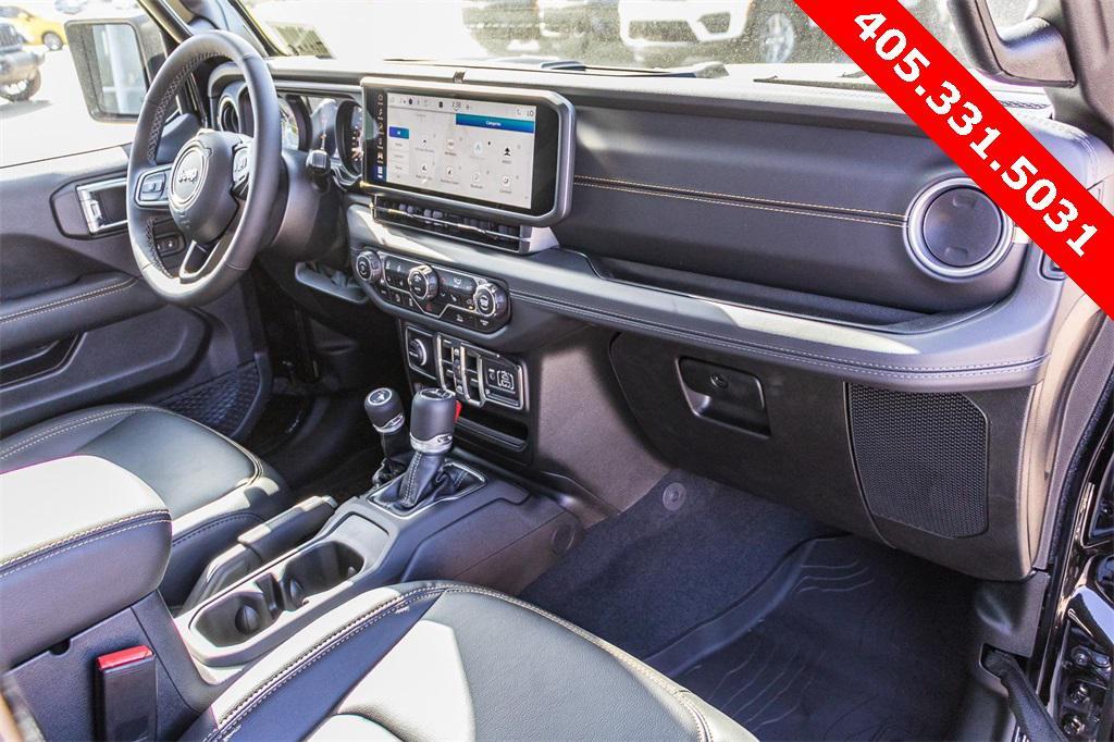 new 2025 Jeep Gladiator car, priced at $42,286