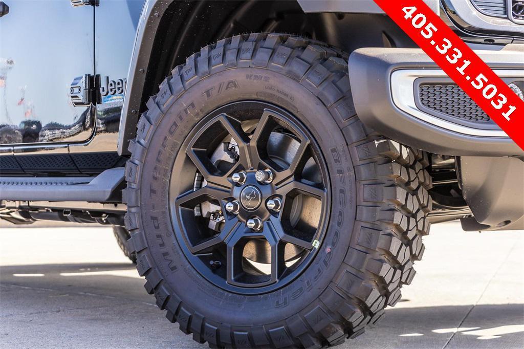 new 2025 Jeep Gladiator car, priced at $42,286