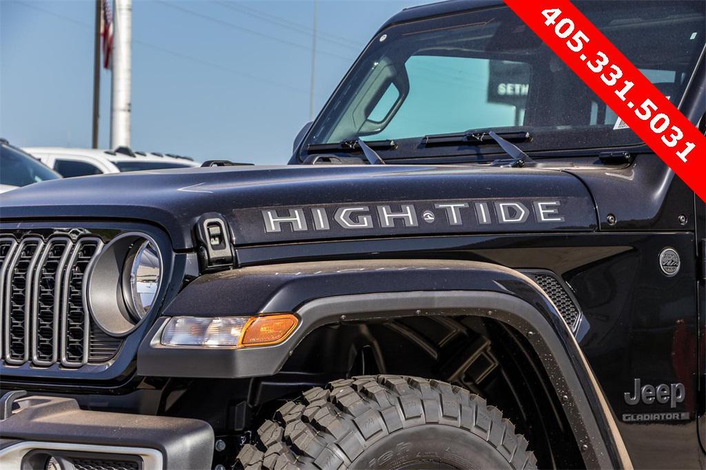 new 2025 Jeep Gladiator car, priced at $42,286