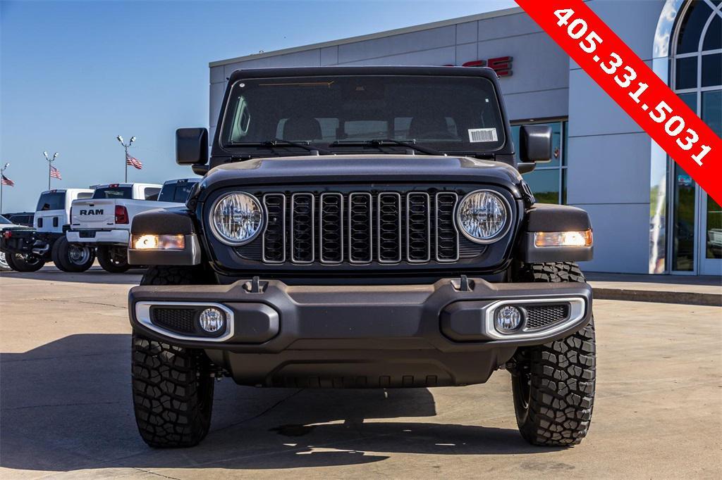 new 2025 Jeep Gladiator car, priced at $42,286