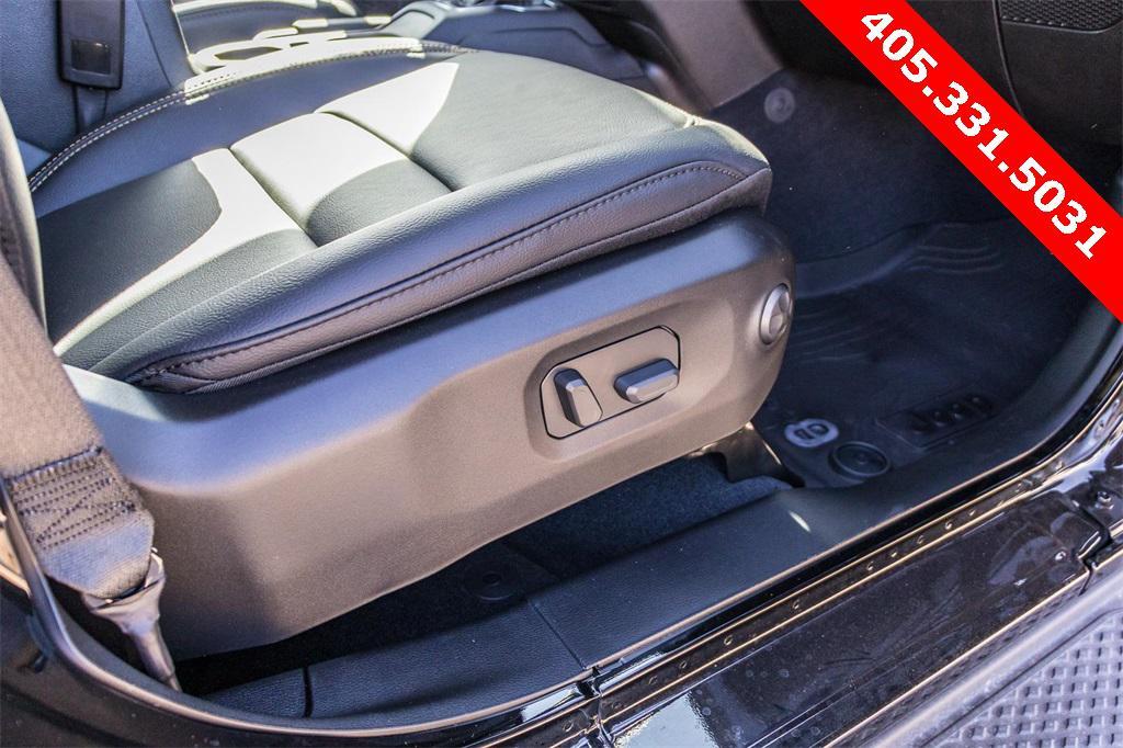 new 2025 Jeep Gladiator car, priced at $42,286
