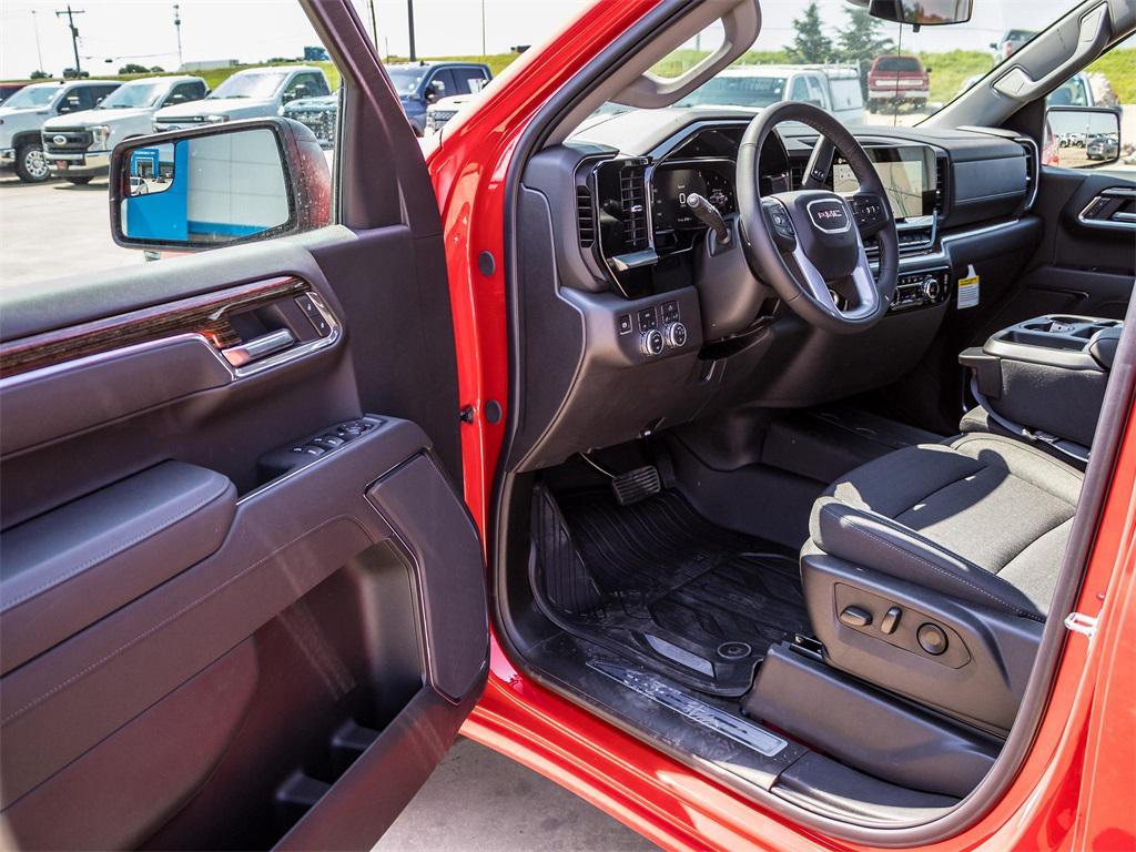 new 2026 GMC Sierra 1500 car, priced at $53,499