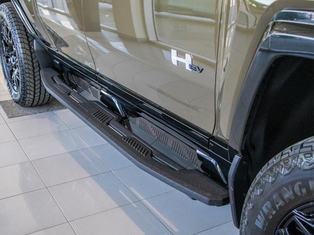 new 2025 GMC HUMMER EV Pickup car, priced at $100,615