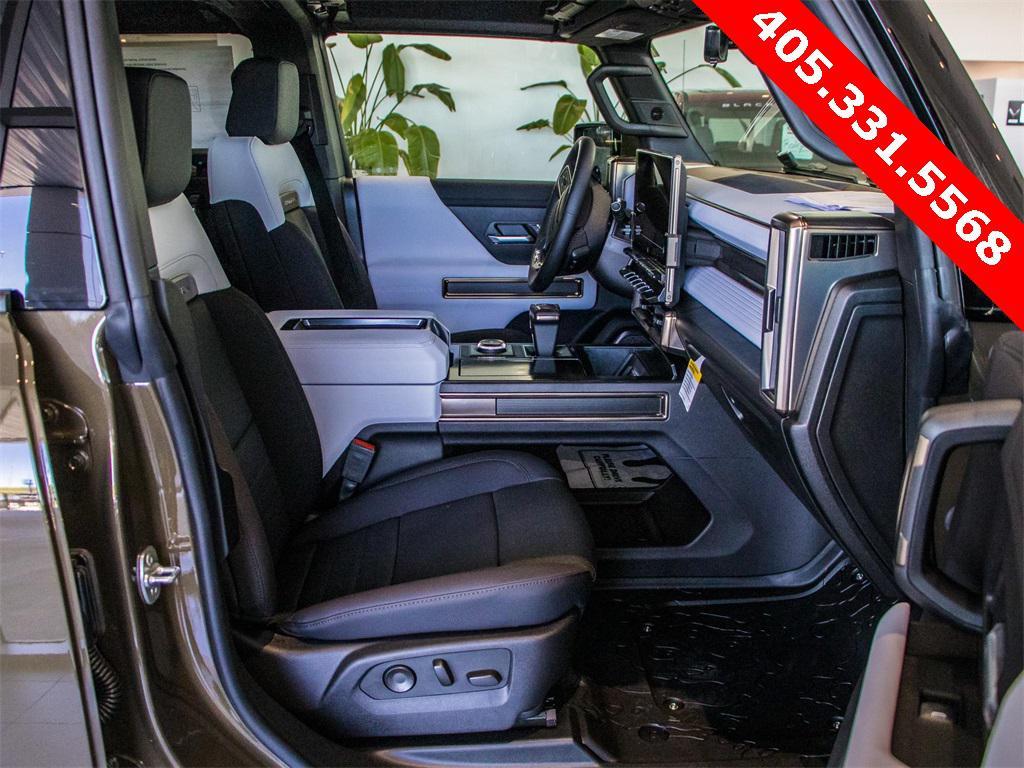 new 2025 GMC HUMMER EV Pickup car, priced at $92,999