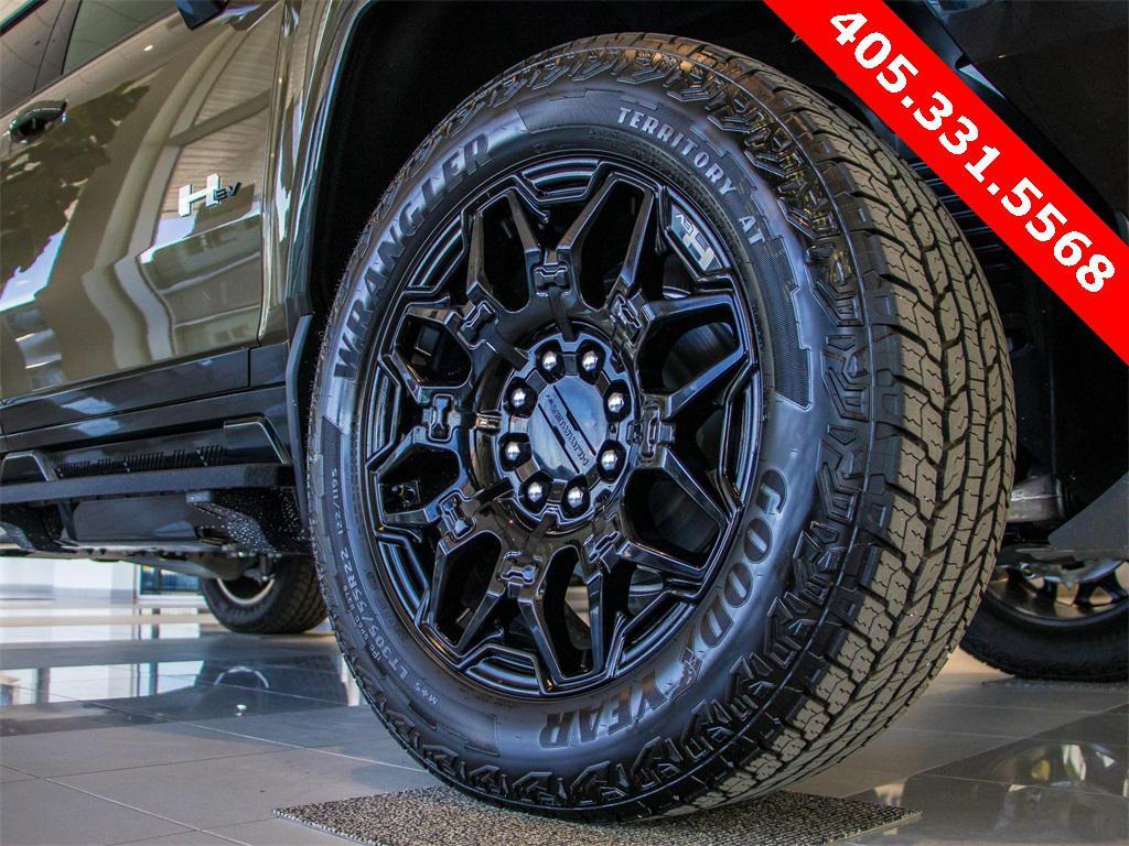 new 2025 GMC HUMMER EV Pickup car, priced at $92,999